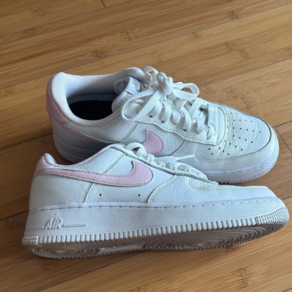 Nike Women's Air Force 1 Sneakers in White and Pink